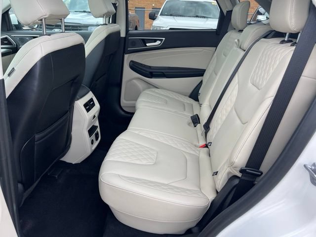 Certified 2024 Ford Edge Titanium w/ Equipment Group 301A AWD/4WD image 19