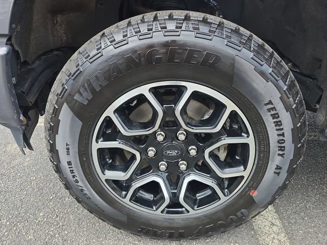 Certified 2022 Ford F150 XLT w/ Equipment Group 302A High image 10