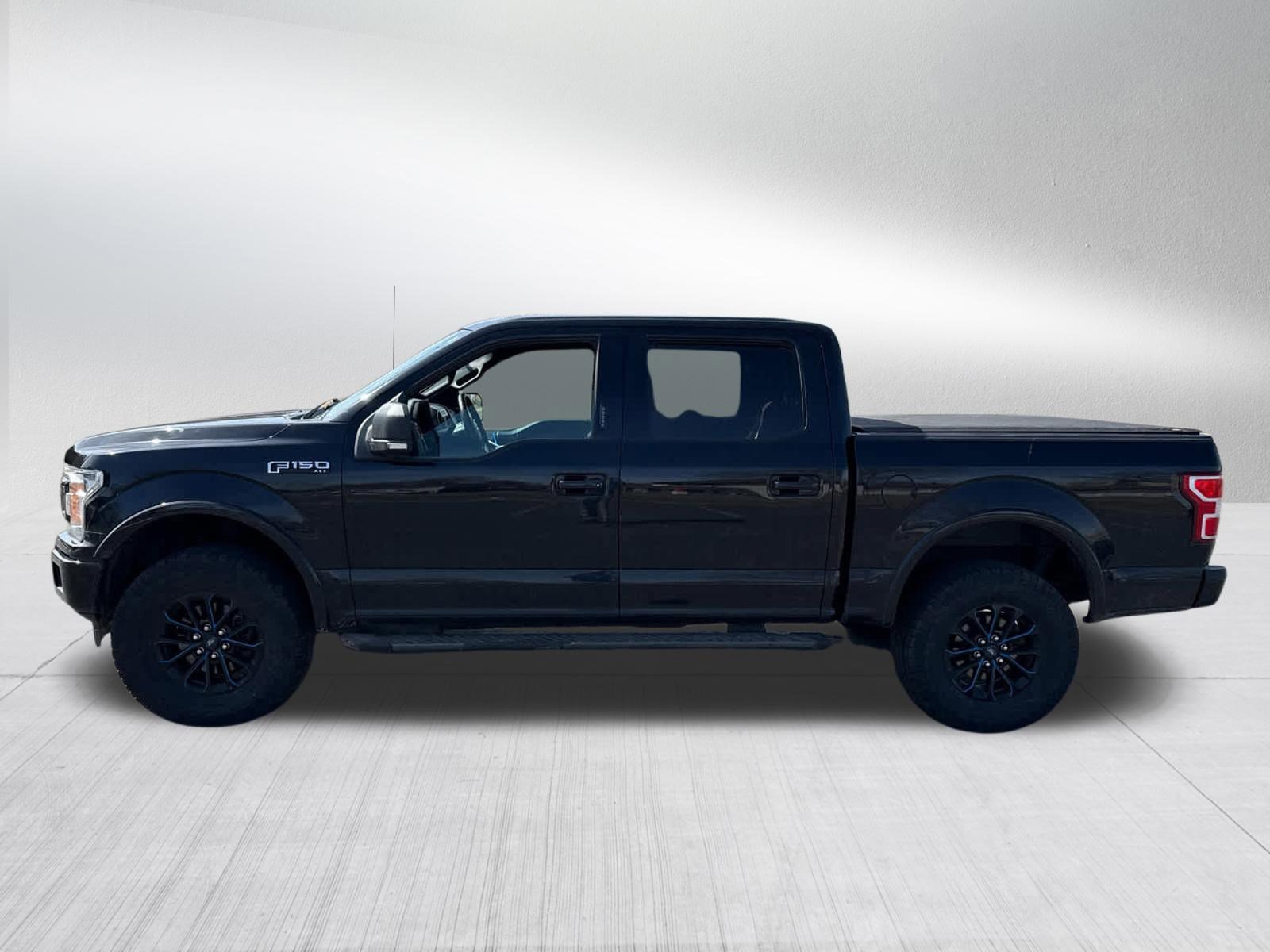 Certified 2018 Ford F150 XLT w/ Equipment Group 302A Luxury image 6