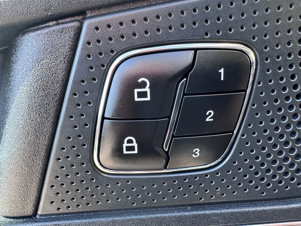 Certified 2023 Ford Edge Titanium AWD/4WD image 29