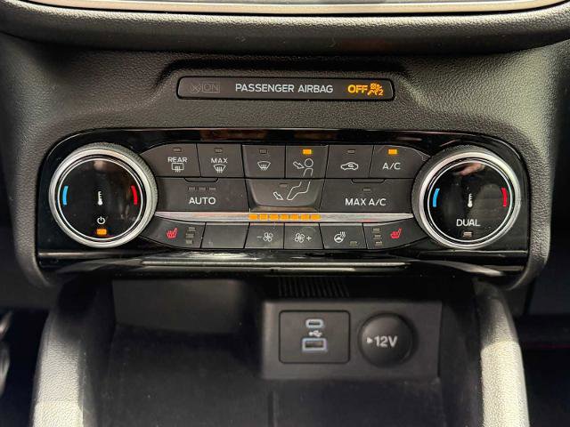 Certified 2022 Ford Escape SEL w/ SEL Stealth AWD Package image 17