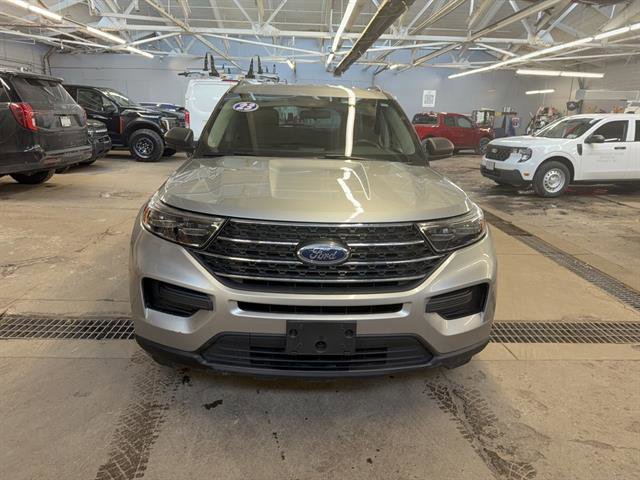 Certified 2023 Ford Explorer XLT image 9