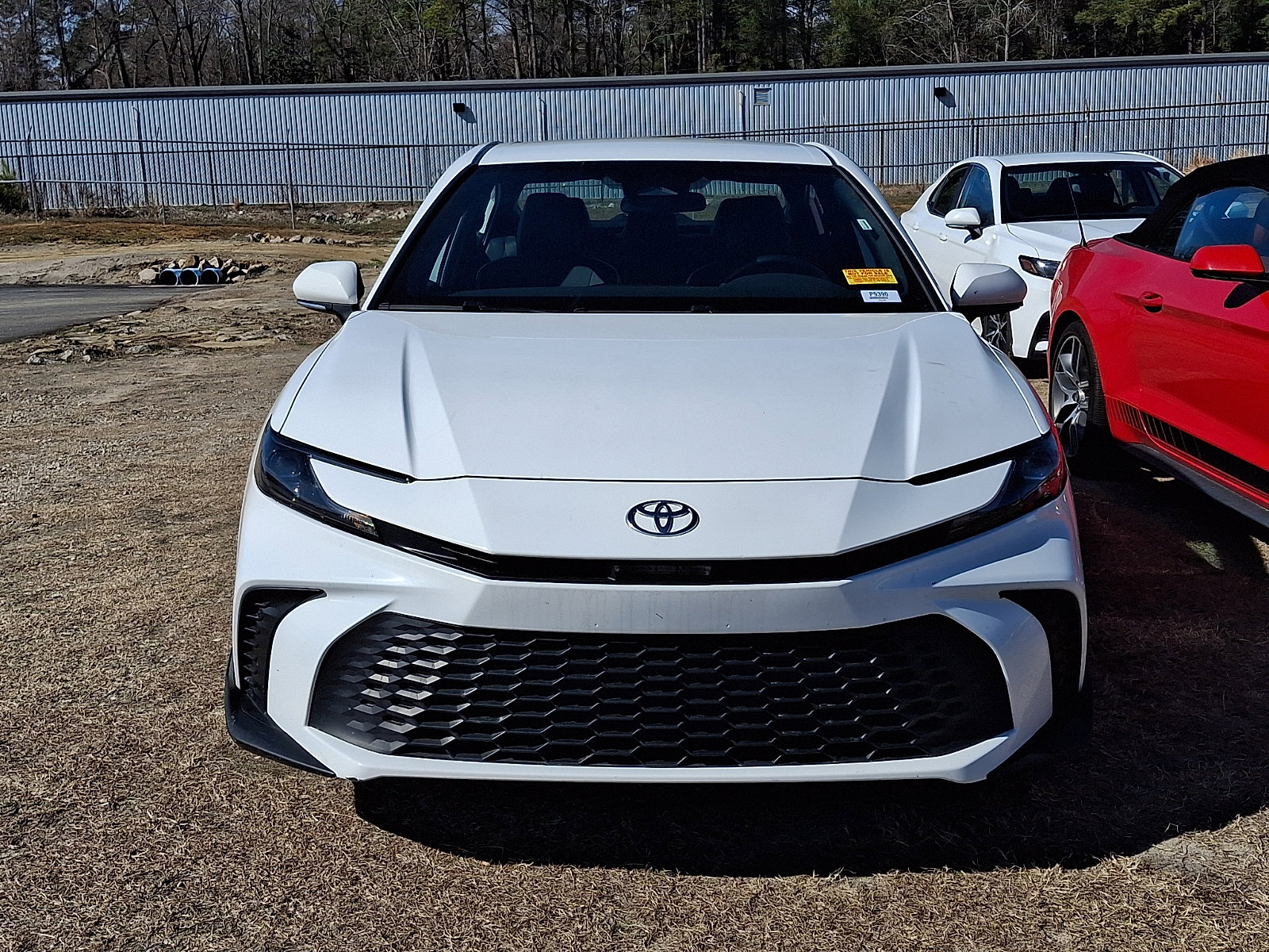 Used 2025 Toyota Camry SE image 2