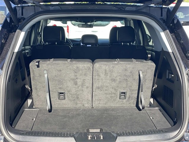 Certified 2022 Ford Explorer XLT w/ Equipment Group 202A image 35