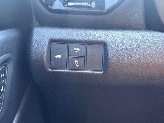 Used 2025 Honda Pilot TrailSport image 21