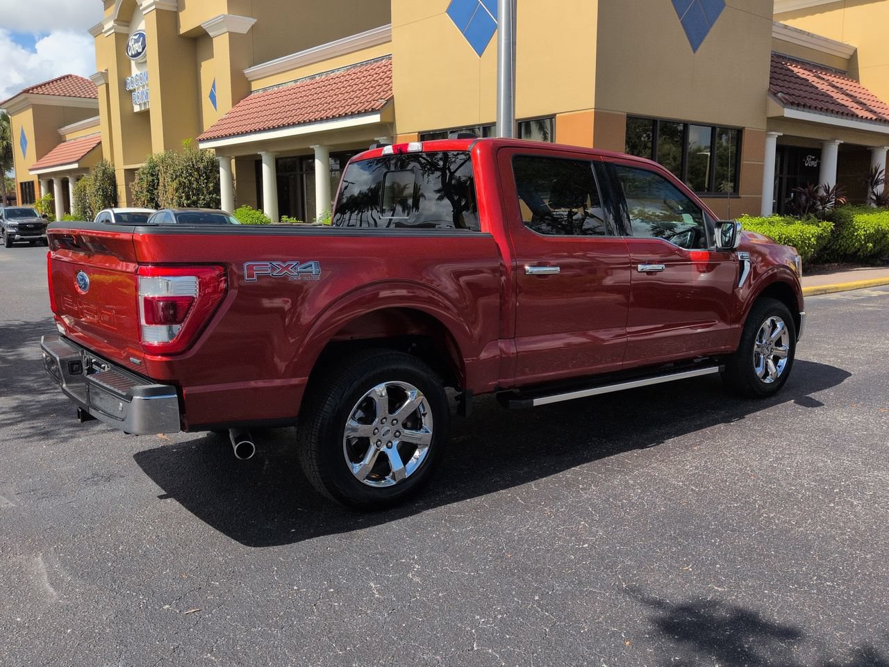 Certified 2023 Ford F150 Lariat w/ Equipment Group 502A High AWD/4WD image 4