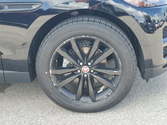 Used 2019 Jaguar F-PACE Prestige image 8