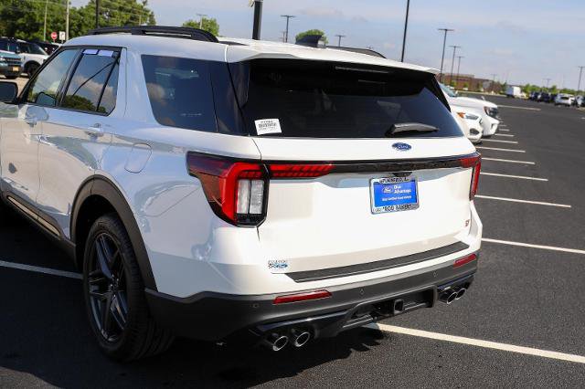 Certified 2026 Ford Explorer ST w/ Sun And Sound Package AWD/4WD image 18