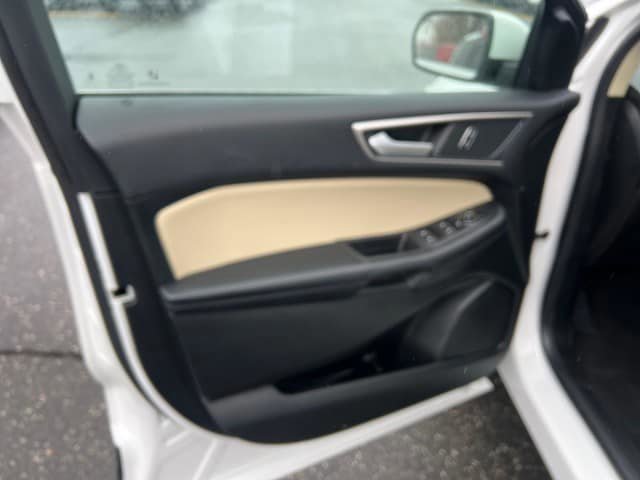 Certified 2023 Ford Edge SEL w/ Convenience Package AWD/4WD image 11