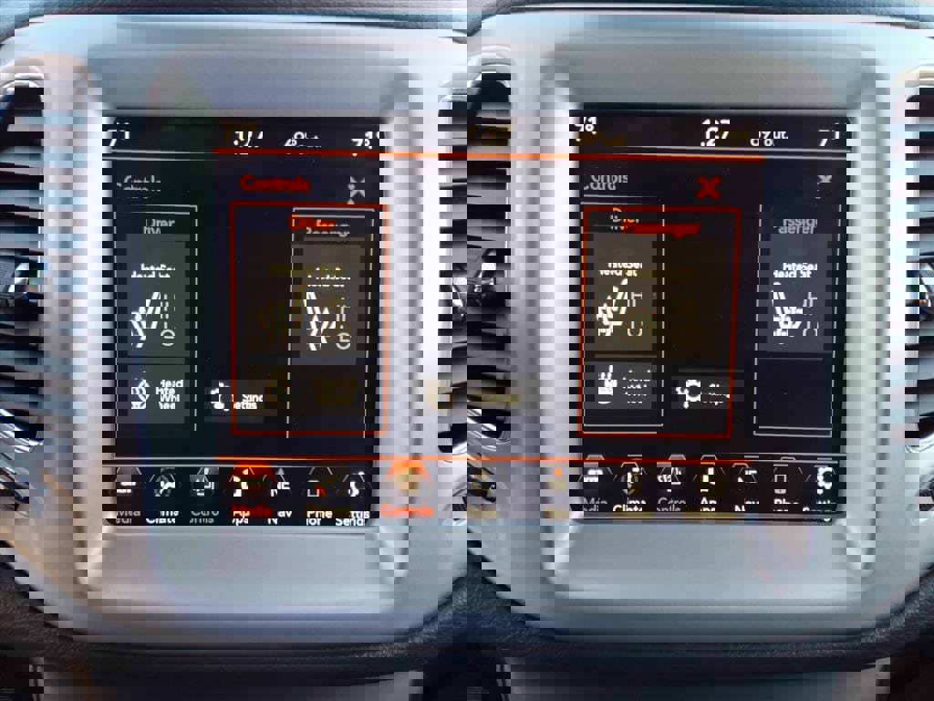 Used 2021 Jeep Compass Latitude image 14