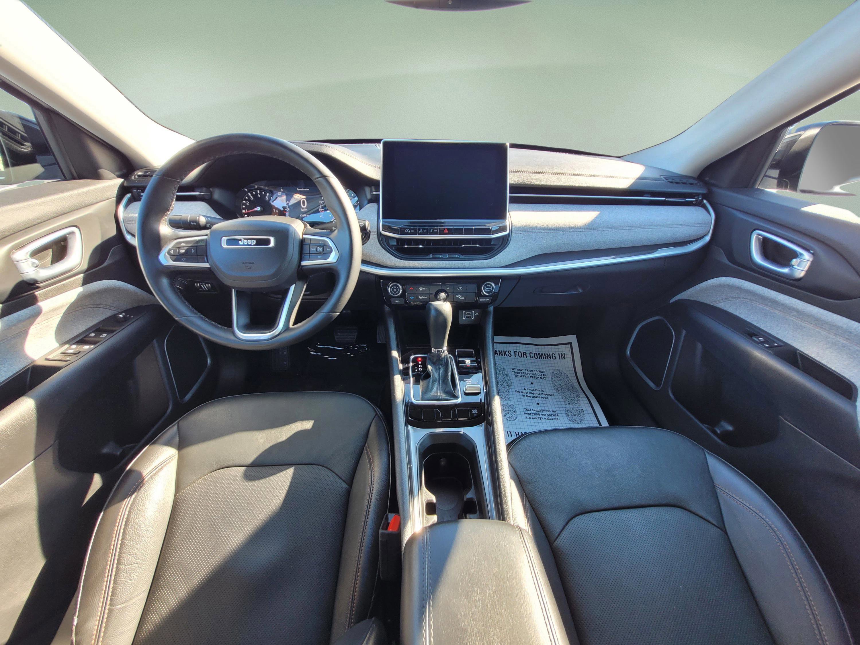 Used 2022 Jeep Compass Latitude image 13