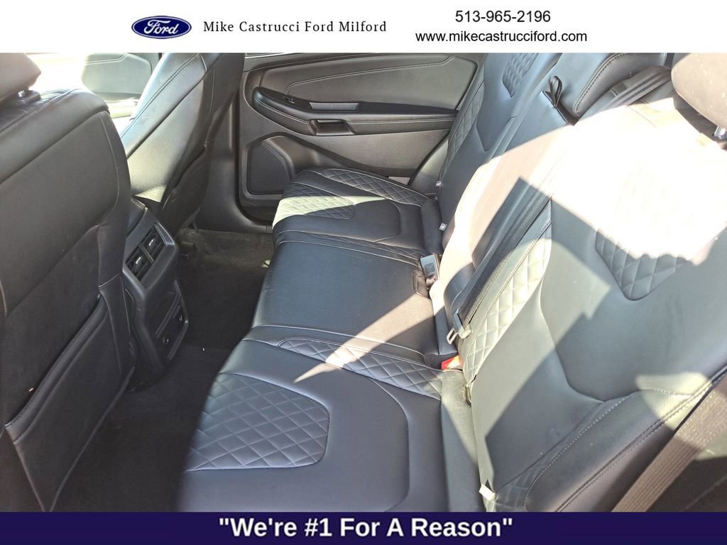 Certified 2024 Ford Edge Titanium image 25