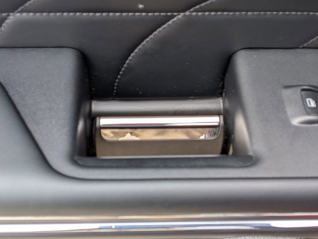 Certified 2018 Ford Expedition Platinum image 30