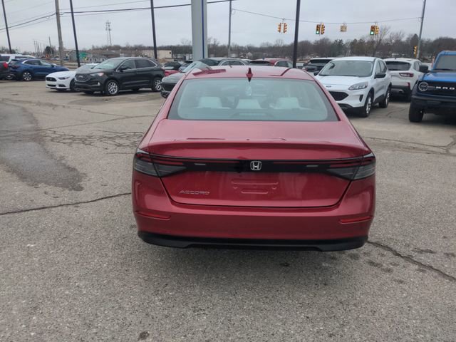 Used 2023 Honda Accord EX image 3