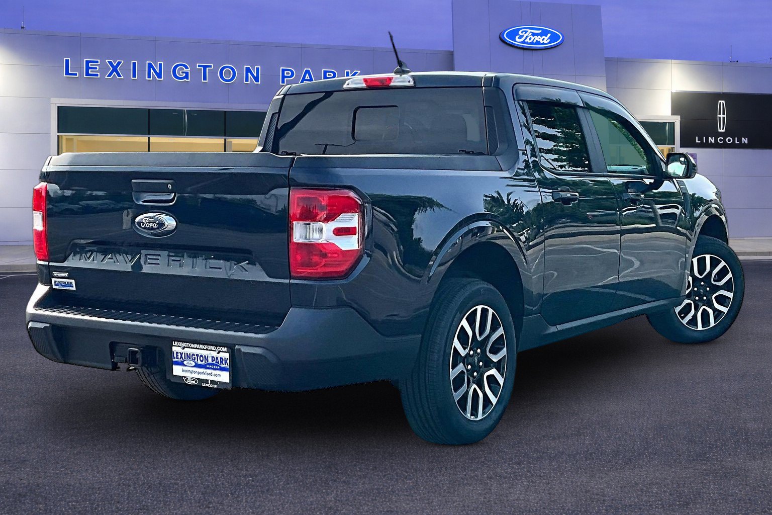 Certified 2022 Ford Maverick Lariat FWD image 5