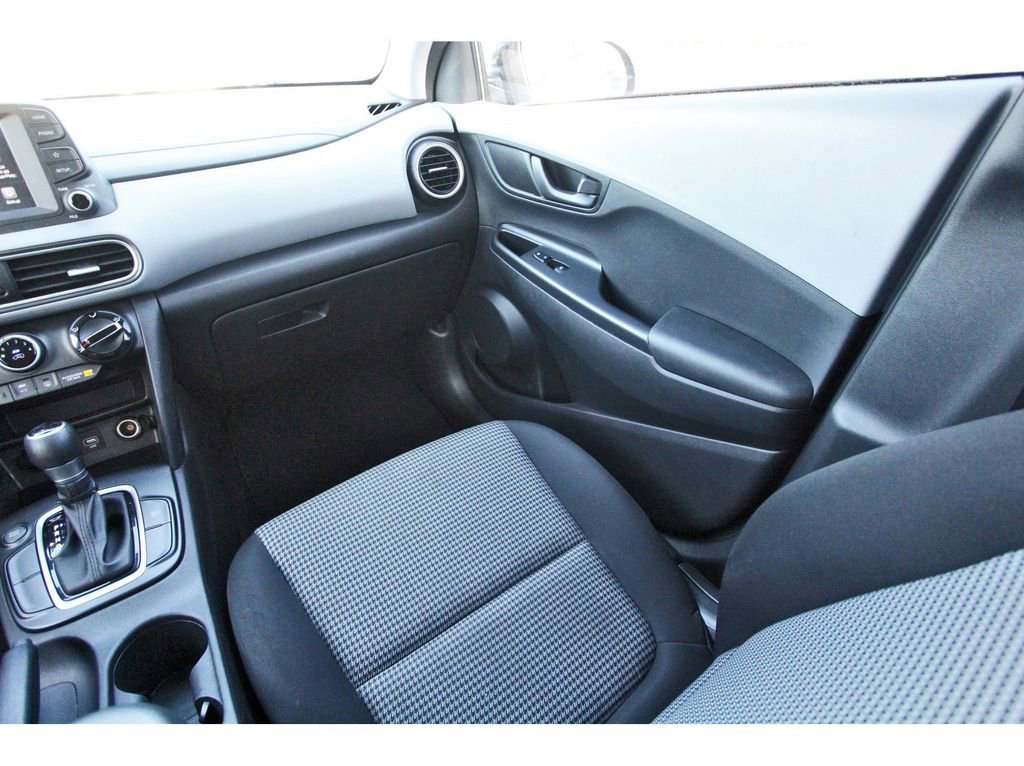 Used 2020 Hyundai Kona SE image 14