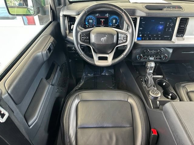 Certified 2025 Ford Bronco Outer Banks AWD/4WD image 12