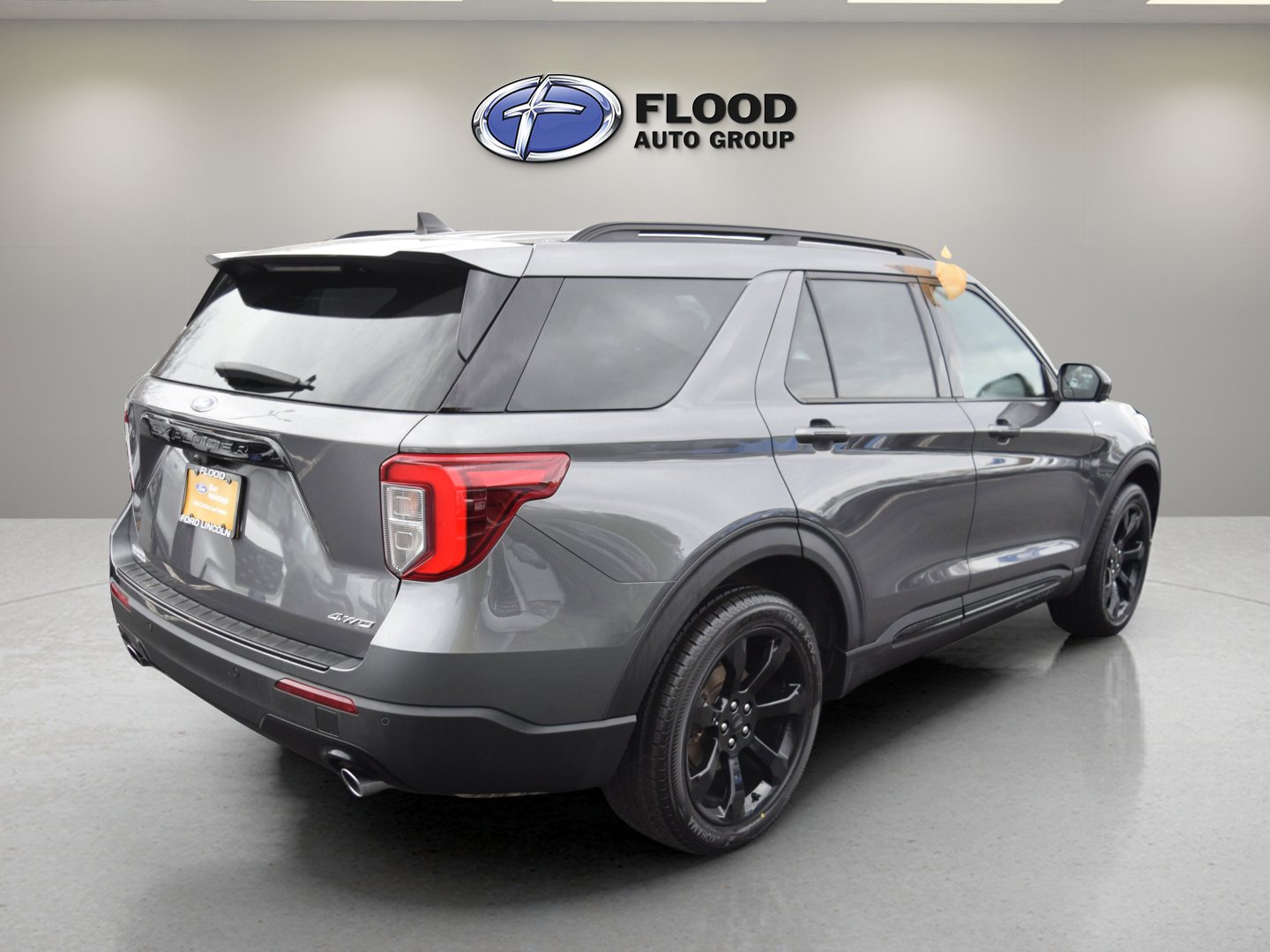 Certified 2023 Ford Explorer ST-Line image 4