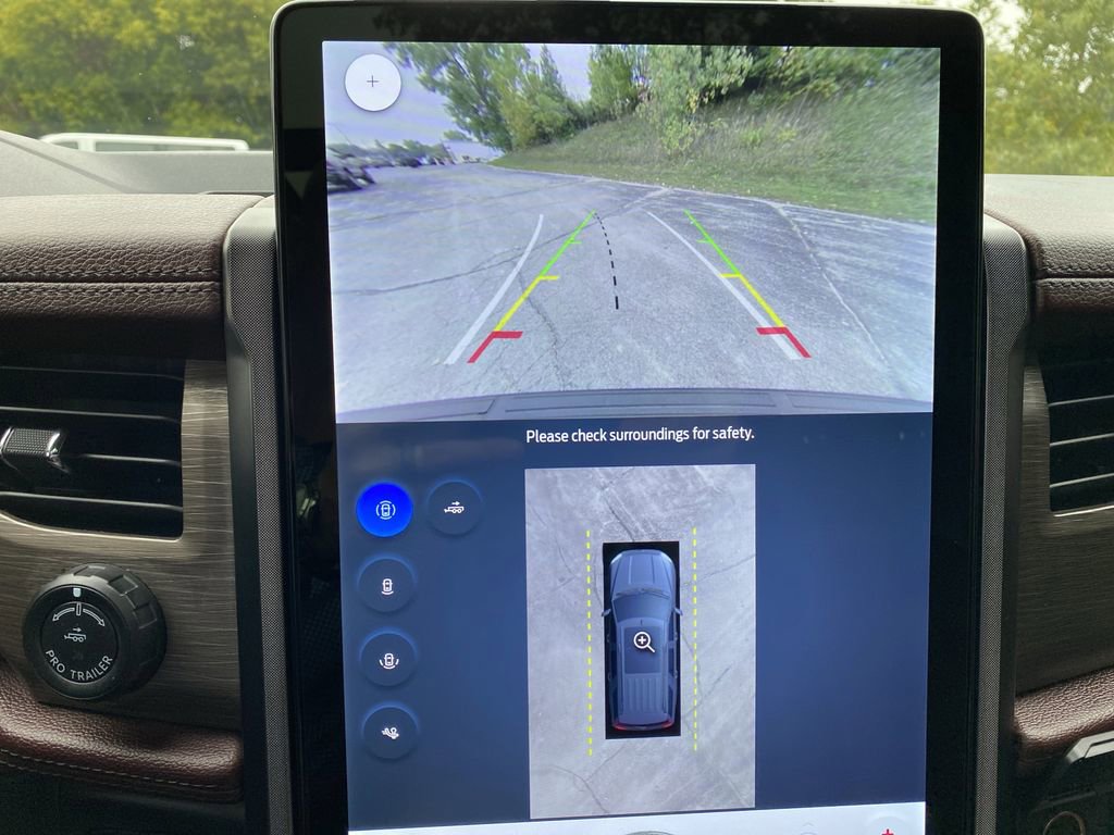 Certified 2024 Ford Expedition Limited image 12