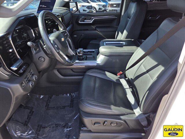Used 2022 Chevrolet Silverado 1500 LTZ w/ Technology Package AWD/4WD image 11