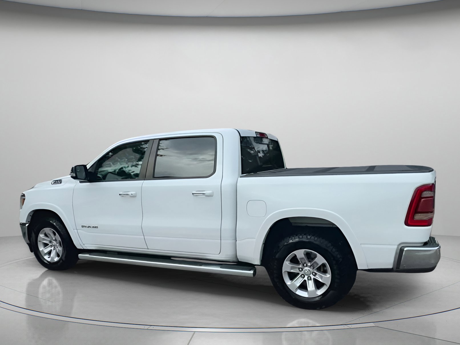 Used 2022 RAM 1500 Laramie image 12