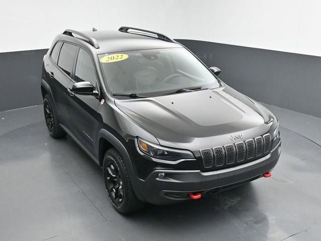 Used 2022 Jeep Cherokee Trailhawk w/ Sound & Nav Group AWD/4WD image 18