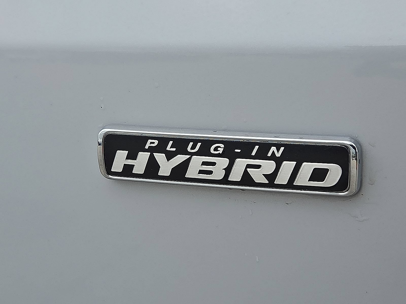 Certified 2025 Ford Escape SE FWD image 9