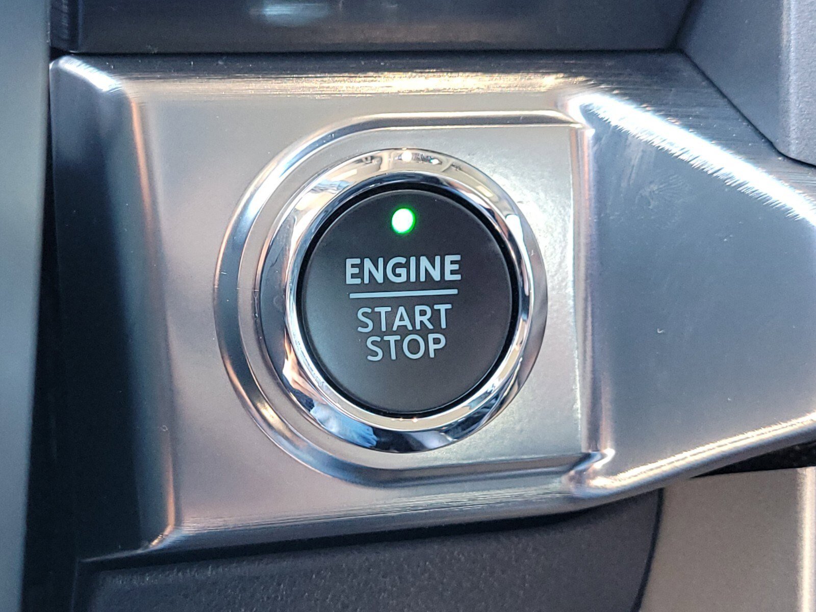 Certified 2022 Ford F150 Lariat w/ FX4 Off-Road Package image 24