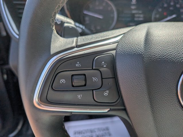 Used 2021 Buick Envision Essence w/ Sport Touring Package FWD image 21