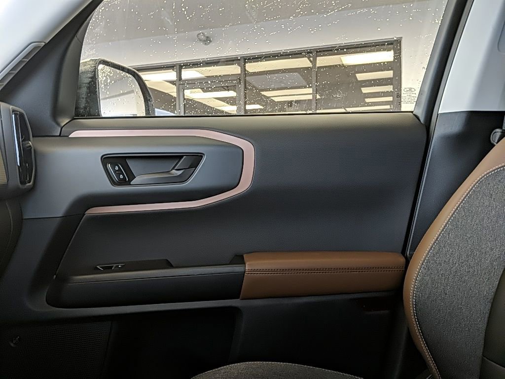 Certified 2024 Ford Bronco Sport Outer Banks w/ Tech Package image 22