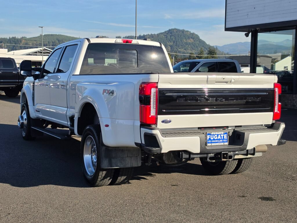 Certified 2025 Ford F450 Platinum w/ FX4 Off-Road Package AWD/4WD image 8