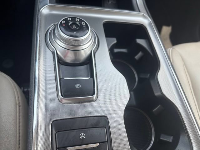 Certified 2024 Ford Edge Titanium AWD/4WD image 21