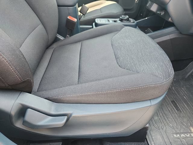 Certified 2025 Ford Maverick XL w/ Equipment Group 102A AWD/4WD image 32