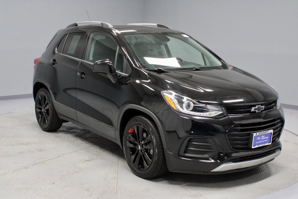 Used 2020 Chevrolet Trax LT w/ Redline Edition image 7