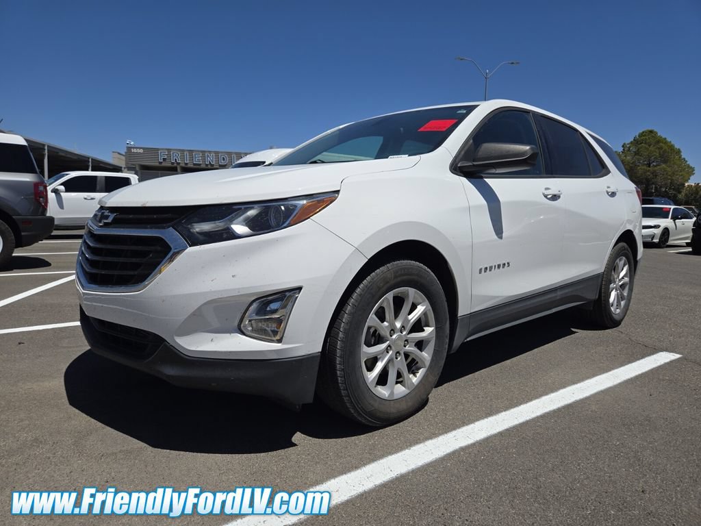 Used 2019 Chevrolet Equinox LS w/ LS Convenience Package FWD image 2