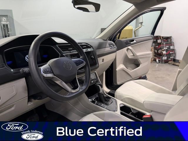 Used 2023 Volkswagen Tiguan SE image 9