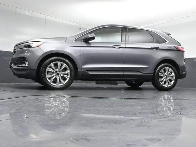 Certified 2024 Ford Edge Titanium AWD/4WD image 39