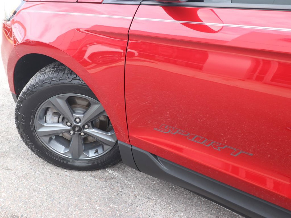 Certified 2023 Ford Edge SEL w/ Sport Appearance Package AWD/4WD image 3