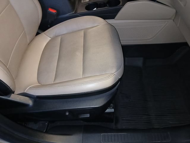 Certified 2020 Ford Escape Titanium AWD/4WD image 51