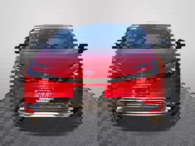 Used 2023 Toyota Prius XLE image 5