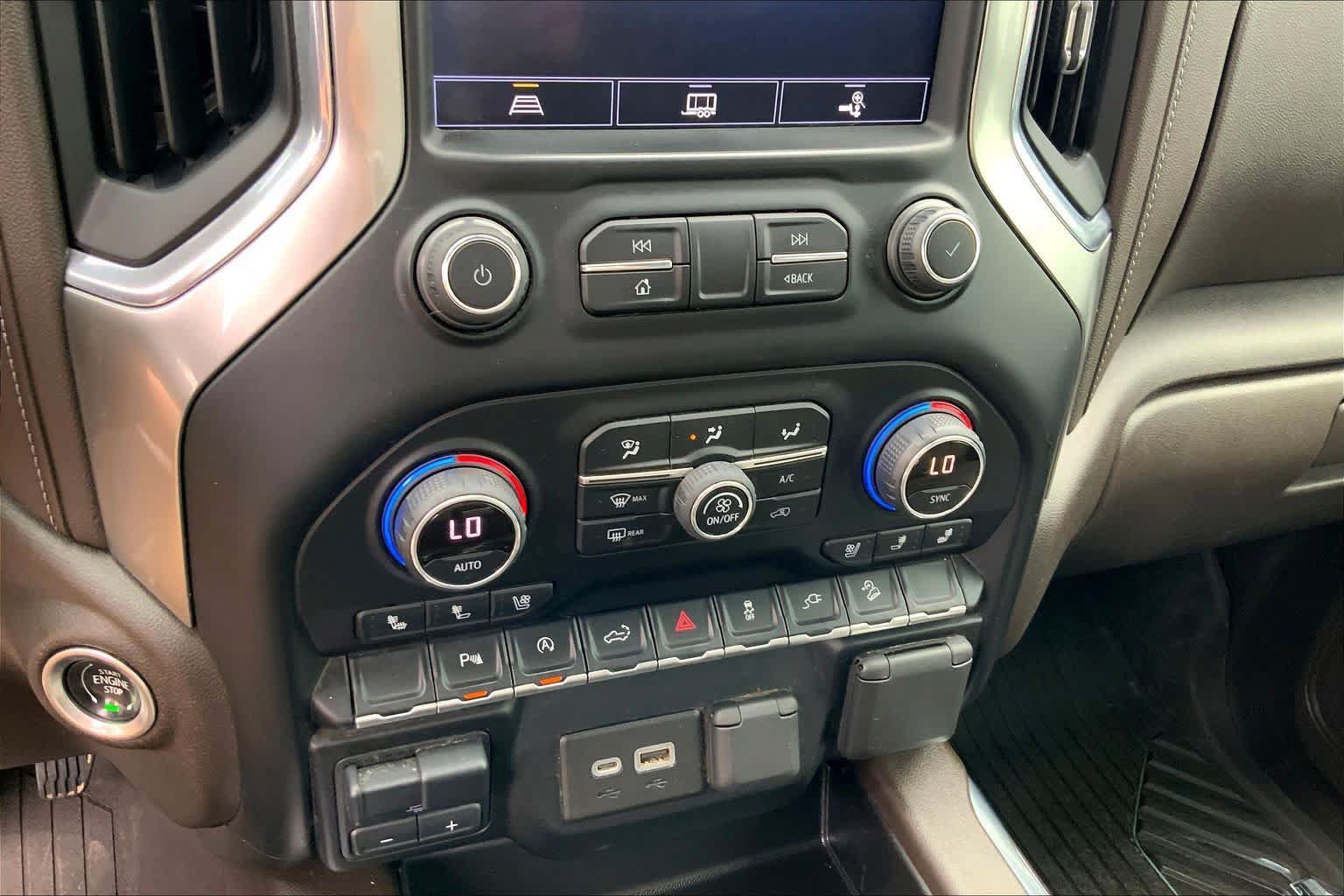 Used 2021 Chevrolet Silverado 1500 LTZ AWD/4WD image 34