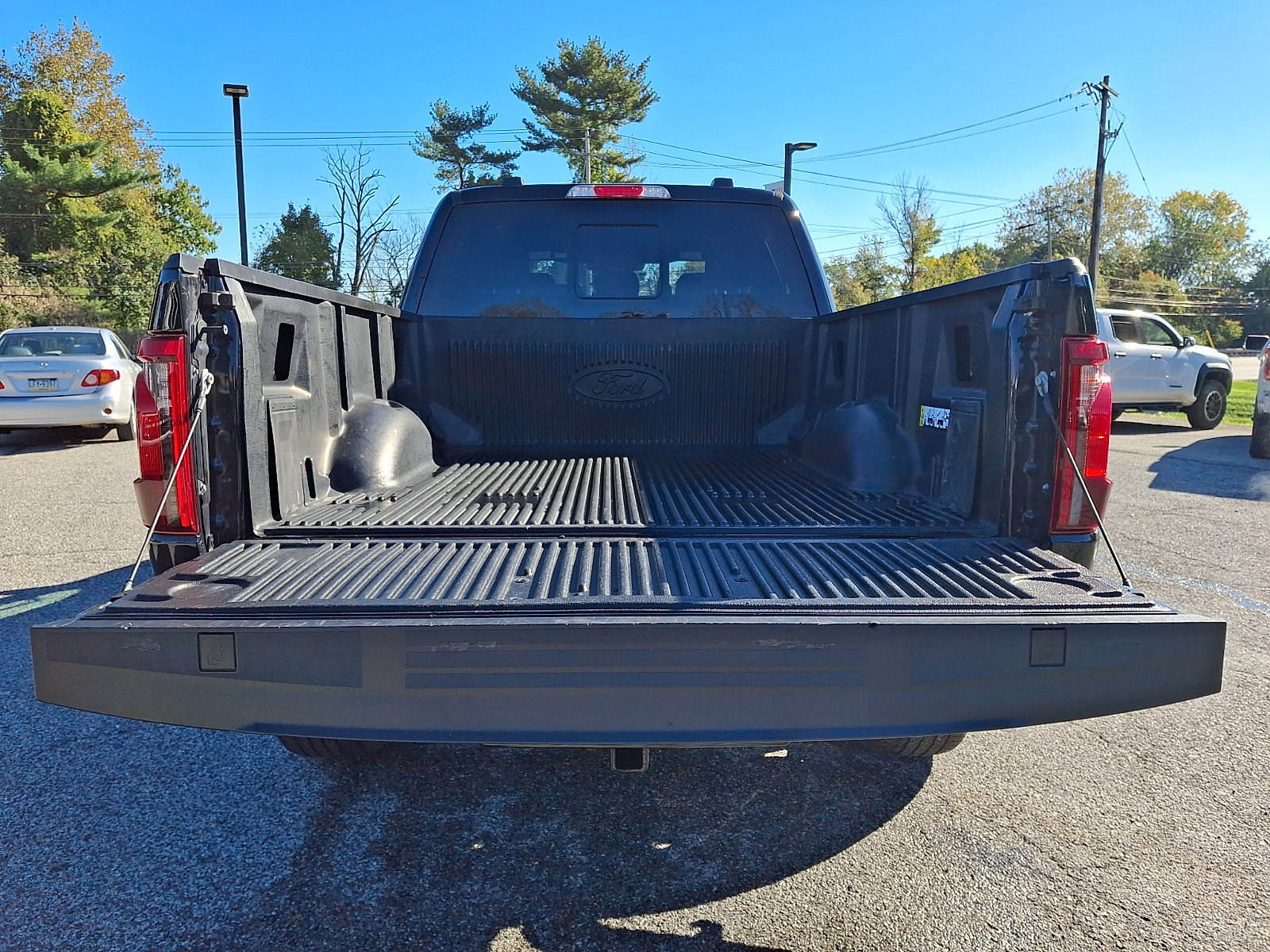 Certified 2024 Ford F150 XLT w/ Equipment Group 302A MID AWD/4WD image 31