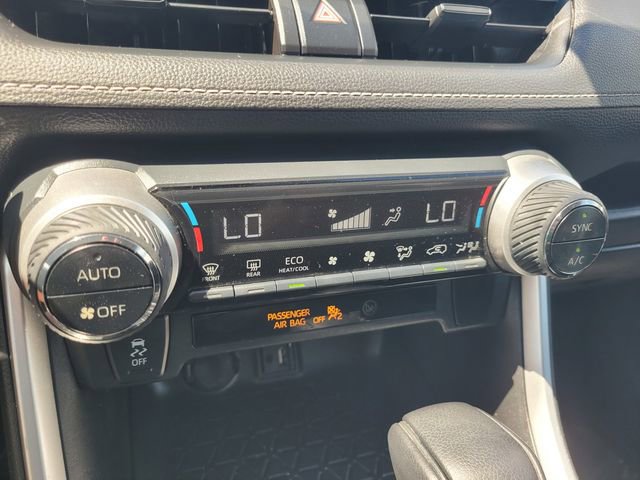 Used 2019 Toyota RAV4 XLE AWD/4WD image 25
