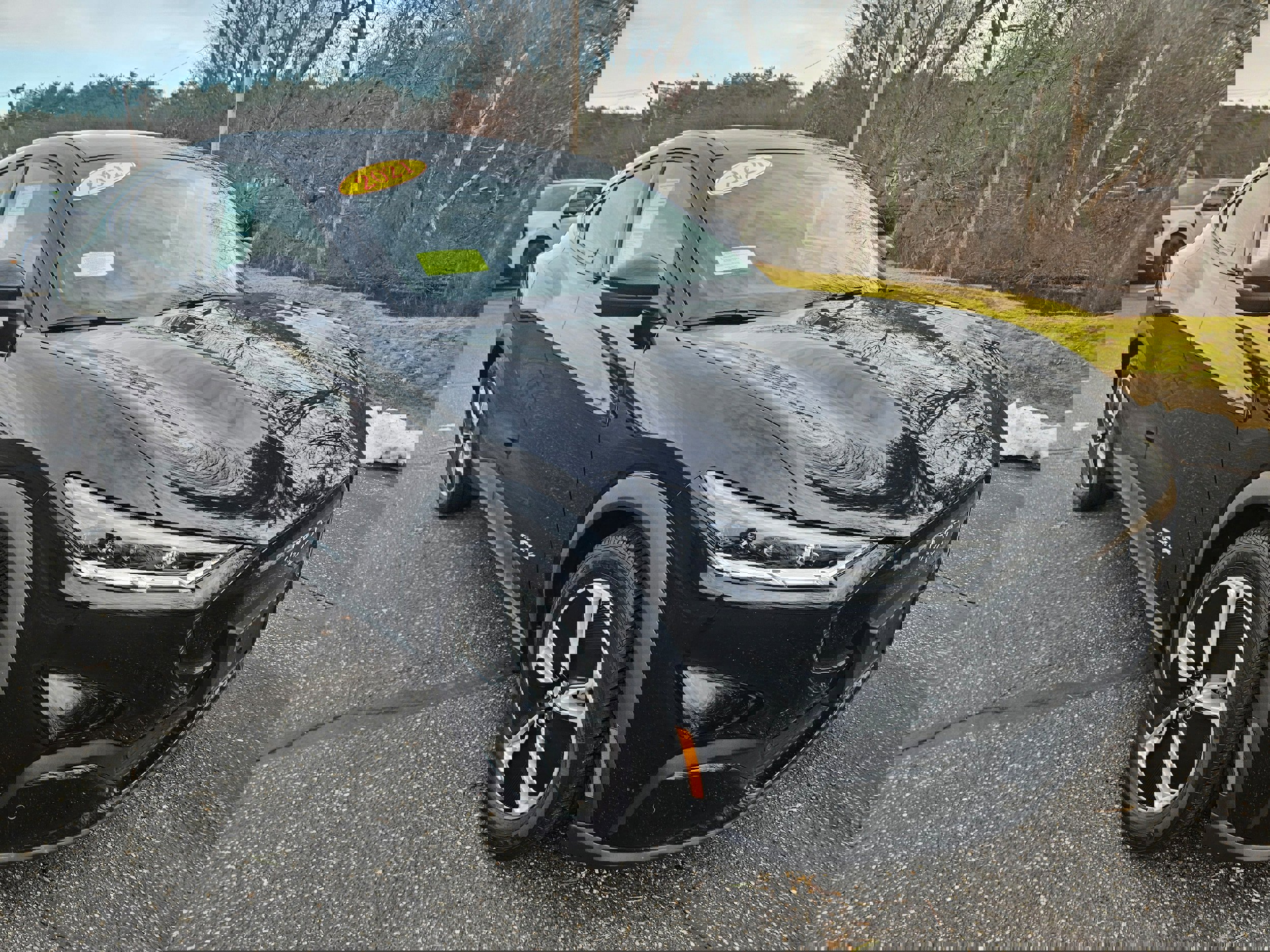 Certified 2021 Ford Mustang Mach-E Select w/ Comfort/Appearance Package image 3