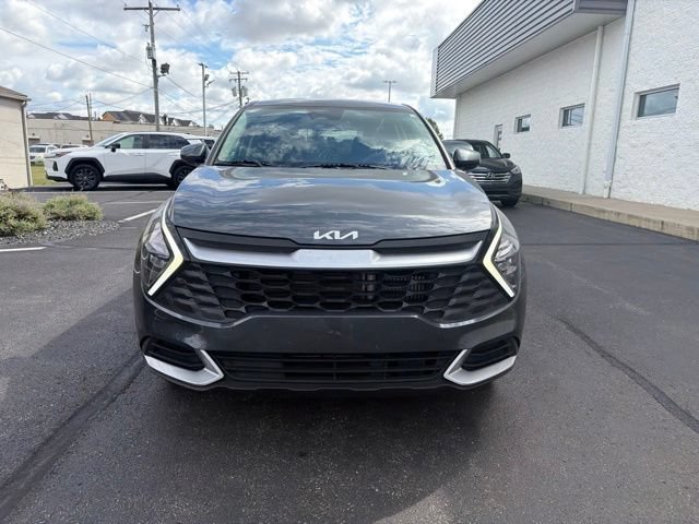 Used 2023 Kia Sportage LX AWD/4WD image 2