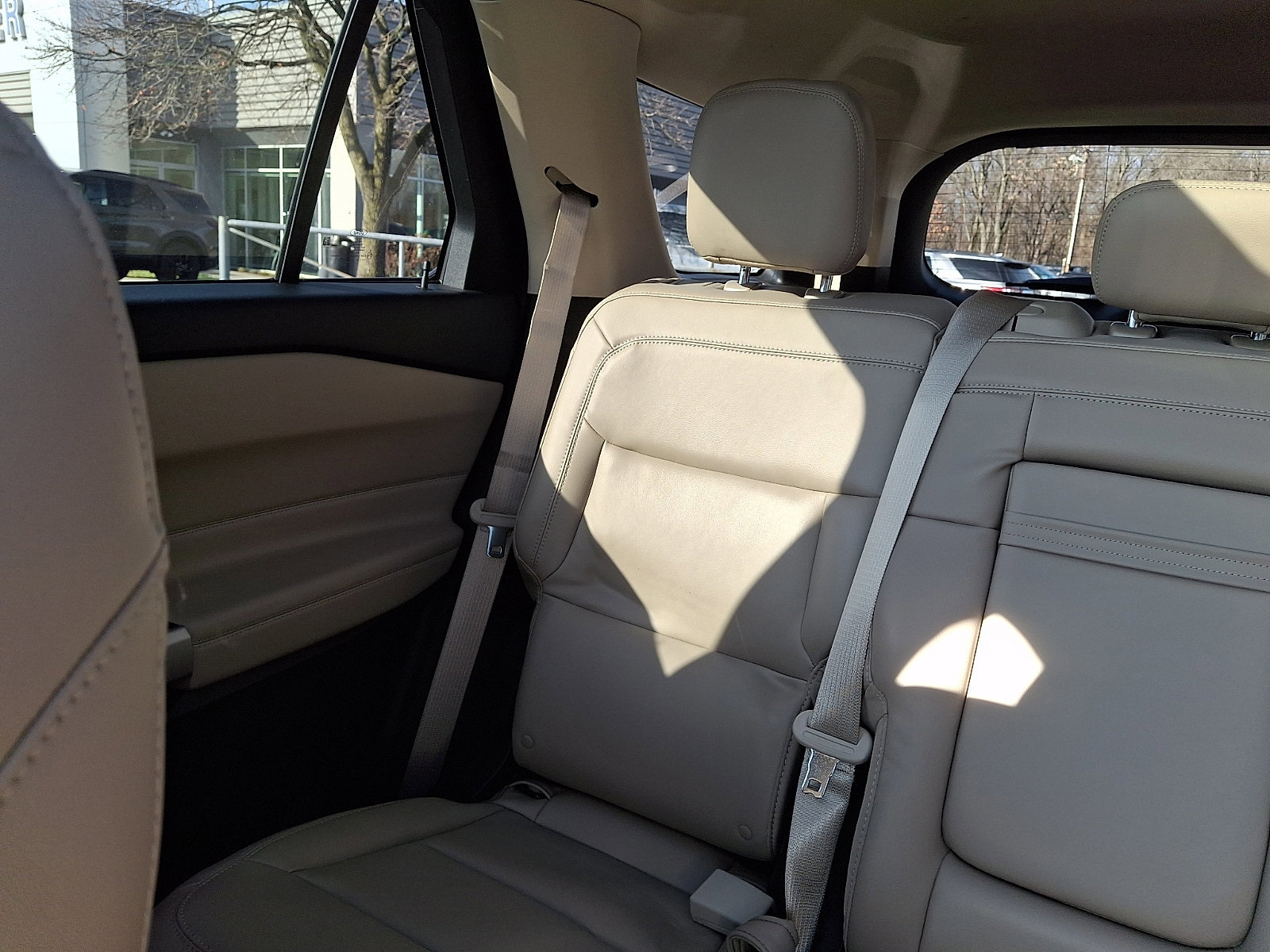 Certified 2024 Ford Explorer XLT w/ Equipment Group 202A image 18