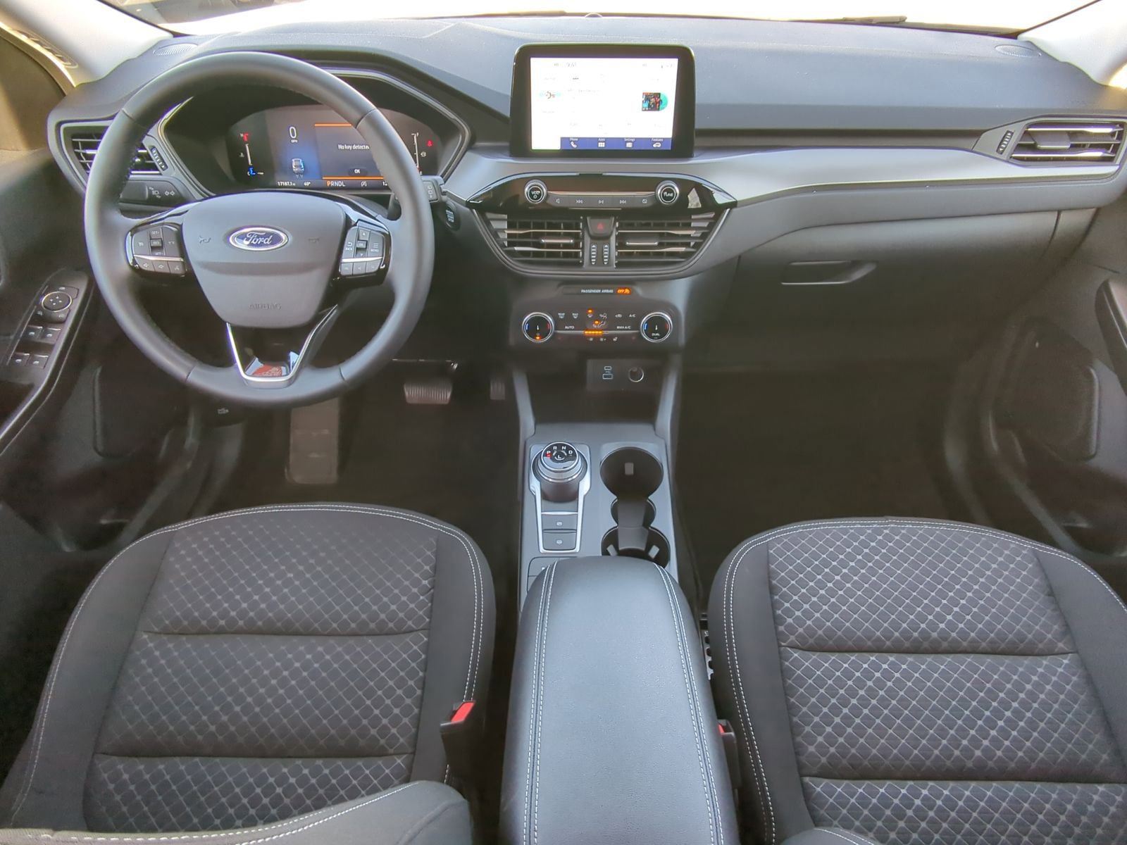 Certified 2023 Ford Escape Active AWD/4WD image 18