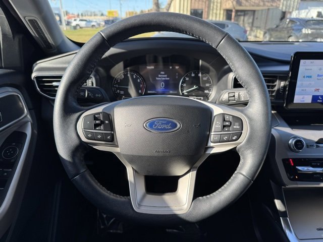 Certified 2022 Ford Explorer XLT w/ Equipment Group 202A image 37