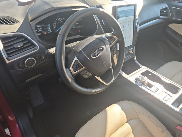 Certified 2024 Ford Edge SEL w/ Convenience Package AWD/4WD image 17