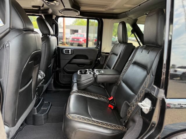 Used 2021 Jeep Wrangler Unlimited Sahara AWD/4WD image 12